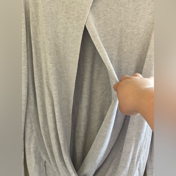 Lululemon crew neck sweater - Picture 9 of 9